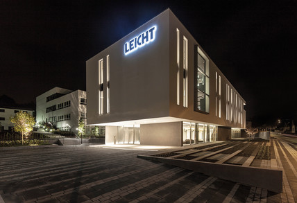 Leicht - The Company